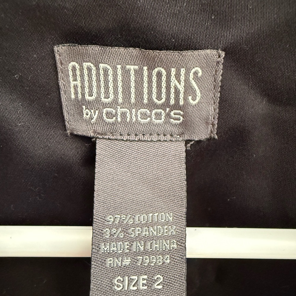 Chico's Black Jacket Crop Style Size 2 - Picture 3 of 5
